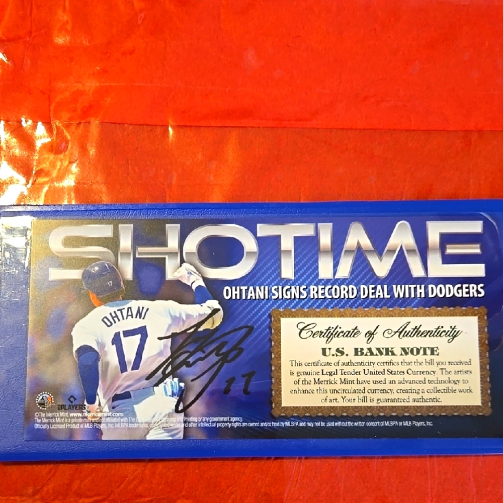 Showtime Ohtani Signed Display